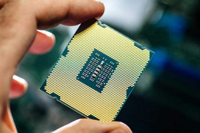 Most modern computer chips can contain up to 30 billion transistors.