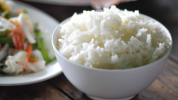 फूले हुए और स्वादिष्ट सफेद चावल खाने के लिए इन सुझावों का पालन करें; चेक आउट