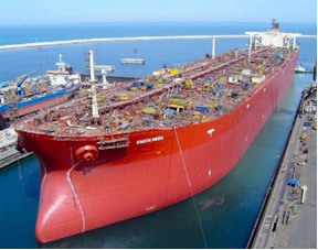 olajszállító tartályhajó képe