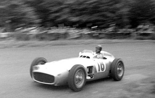 Fangio driving a Mercedes at the 1954 German GP [1]