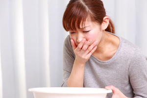 Att konsumera smör som lämnas ur kylskåpet för länge kan orsaka matförgiftning