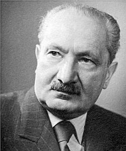 Martin Heidegger: biografi, filsafat, karya, dan frasa
