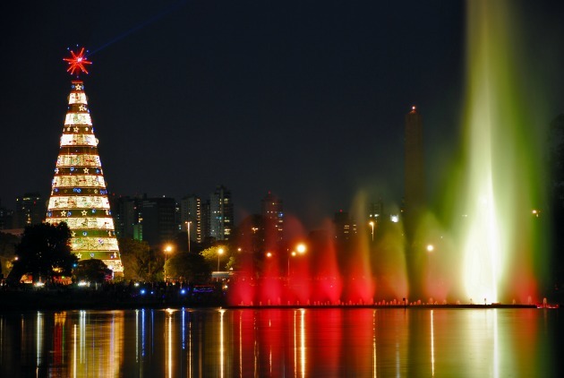 Божићно дрвце у парку Ибирапуера, Сао Пауло (2007)