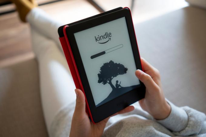 Generasi Baby Boom atau Milenial: Generasi Mana yang Lebih Memilih Kindle?