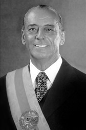 General Figueiredo je videl, da je njegova podoba okrnjena z epizodo primera Riocentro