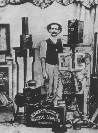 Afonso Segreto ชาวอิตาลีน่าจะเป็นบุคคลแรกที่สร้างภาพยนต์ในบราซิล