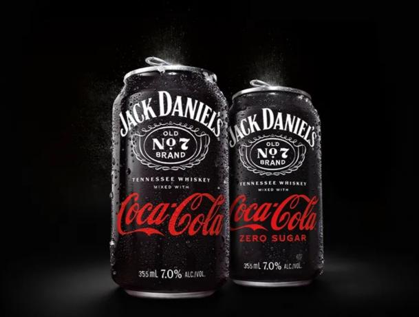 Har du nogensinde tænkt på en færdiglavet cola-cocktail med Jack Daniel's? Han eksisterer!