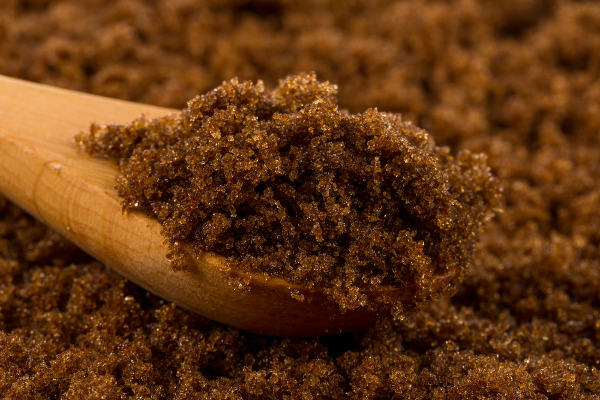 Brown sugar does not undergo bleaching processes, so it has a darker appearance.
