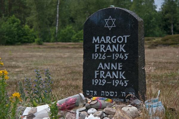 Tomb of Sisters Anne and Margot Frank [7]