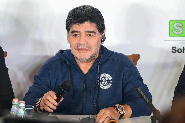 Maradona: biografie jednoho z velkých jmen fotbalu