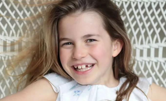 Cuteness moment: Prinsessan Charlotte firade sin 8-årsdag med ett nytt foto