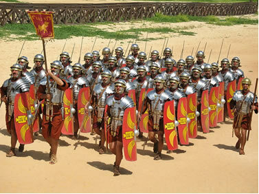 Во время маршей римские солдаты принимали небольшими глотками смесь уксусной кислоты и кислого вина.