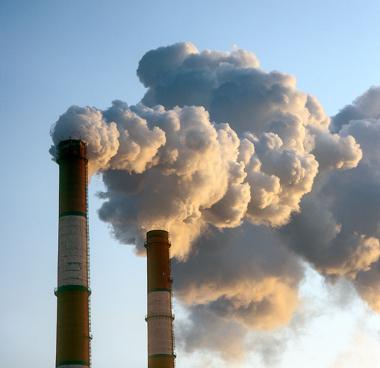Загрязнение атмосферы в результате промышленной деятельности
