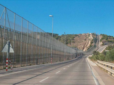 Imaginea zidului Melilla ³