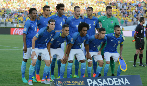 Brazilian team in the Copa America 2016 dispute. (Credit: Betto Rodrigues / Shutterstock)