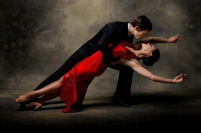 Tango: kilmė, savybės ir menininkai