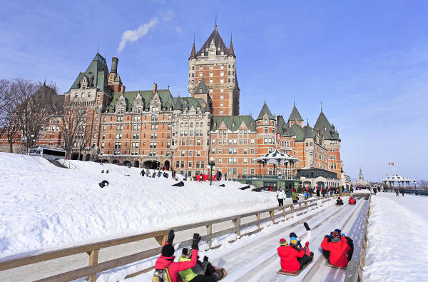 I lande som Canada er vinteren ekstremt hård med en lang periode med sne. 