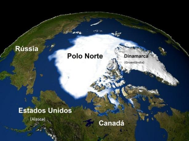 North Pole Map with bordering countries