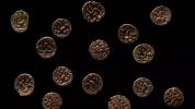 연구원들은 웨일즈에서 2,000년 이상 된 동전을 발견합니다. 이해하다