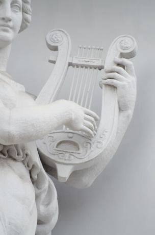 To the sound of the musical instrument lyre, the Greek poets sang their poems, which gave rise to the lyrical genre.