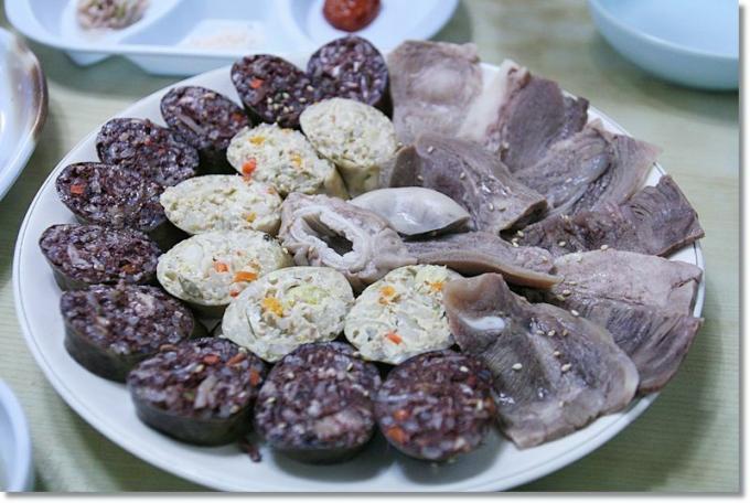 Priljubljene jedi v Južni Koreji - Sundae