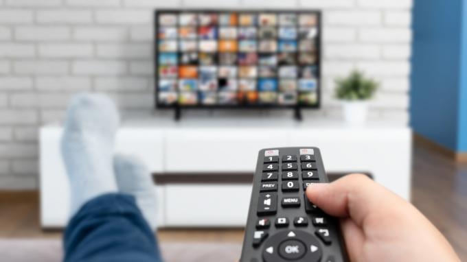 Согласно исследованию, в США потоковое вещание превосходит телевидение; понимать