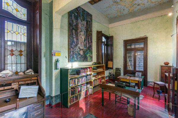 Interior of one of the houses where Trotsky resided in Mexico.[2]
