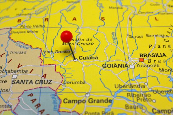 Izrezovanje zemljevida, kjer je označena lokacija Cuiabe