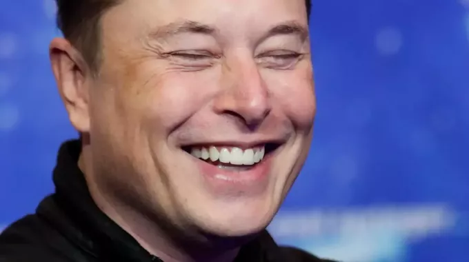 Polemika z Elonom Muskom.