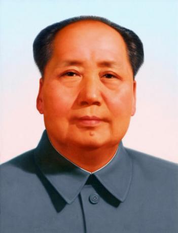 Mao Tse-Tung (1893-1976) guidò la lotta contro i nazionalisti e i giapponesi e fu in prima linea in cambiamenti significativi in ​​Cina.[1]