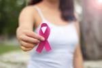أكتوبر الوردي: أصيبت كلوديا بسرطان الثدي في سن 24 وما زالت تقاوم المرض
