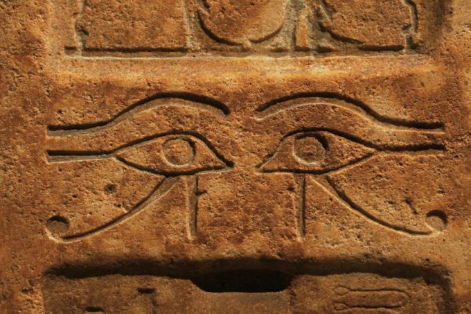 Horus: puterile zeului egiptean al cerurilor