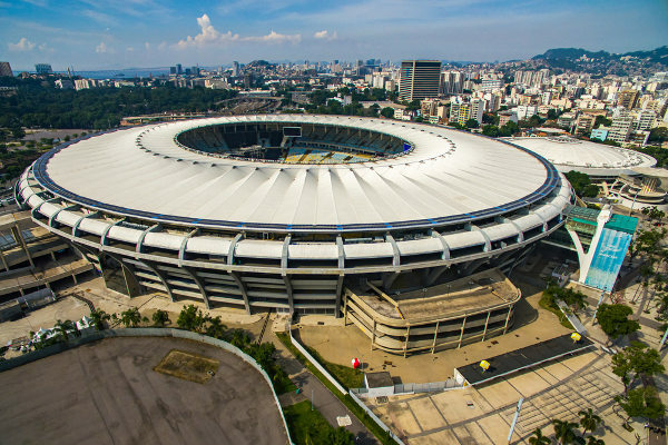 Стадіон отримав покриття та отримав формат Arena у 2014 році. [6]