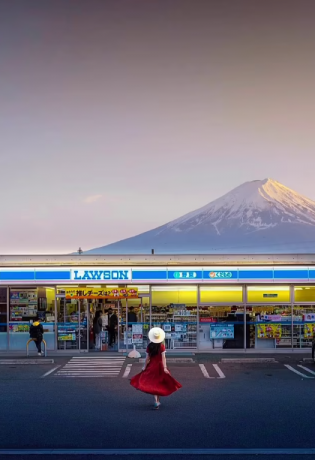 Meet the SPECTACULAR convenience store that is enchanting everyone