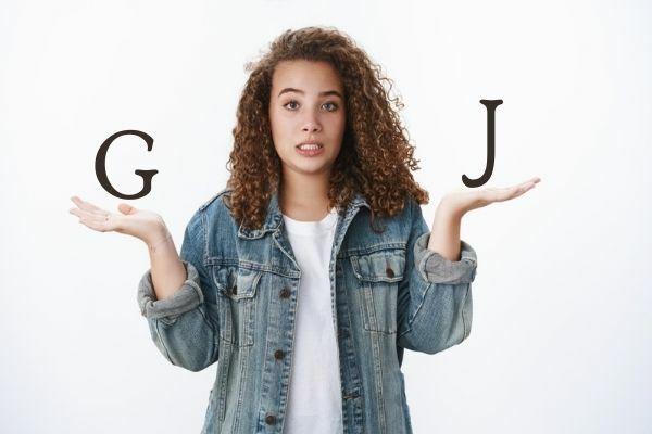 Uporaba črk J in G lahko povzroči številne dvome, ki izhajajo iz homofonije, ki nastane, ko jima sledita E ali I.